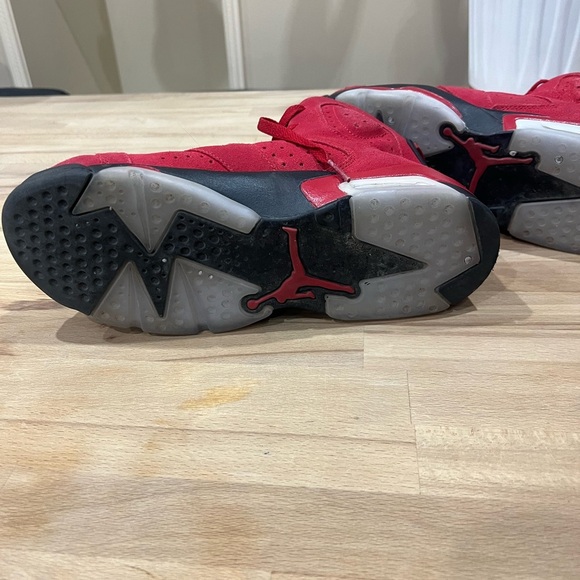 AIR JORDAN 6 RETRO 'TORO BRAVO size 7Y - Picture 7 of 9